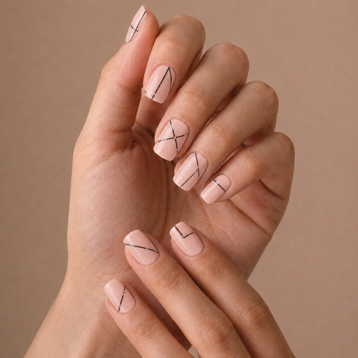 Geo Line Nude